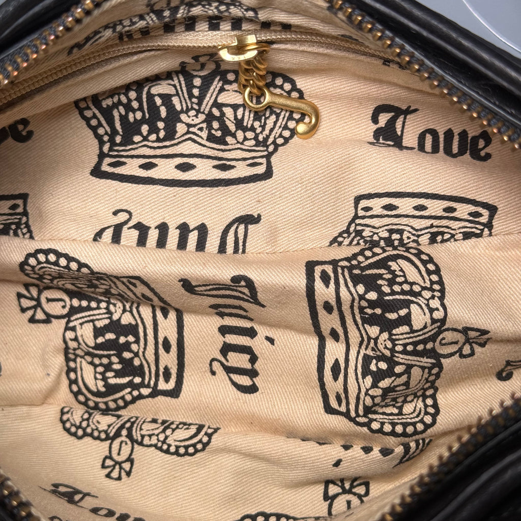 Circa 2007 Juicy Couture