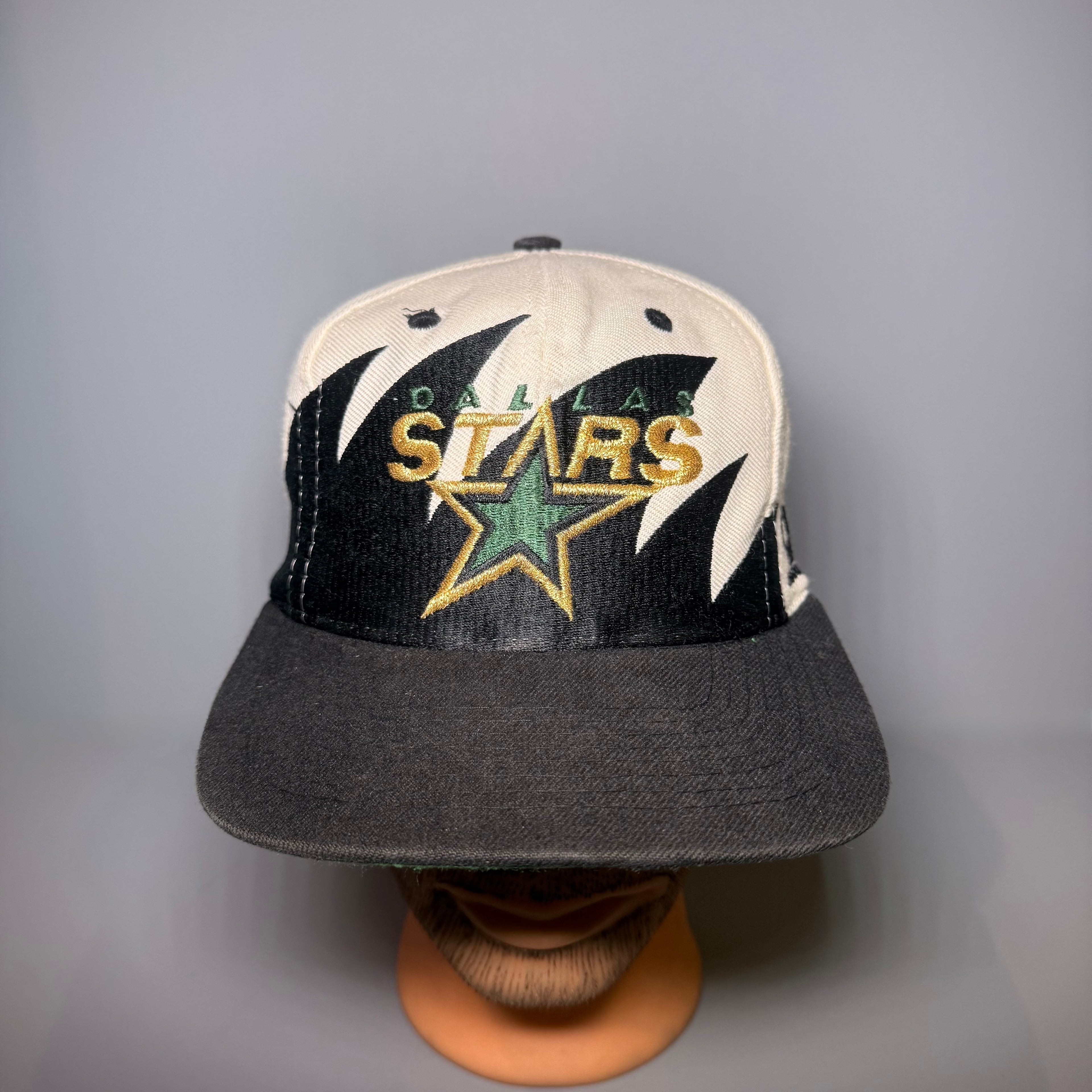 90s NHL Dallas Stars Logo 7 Shark Tooth Snapback Cap