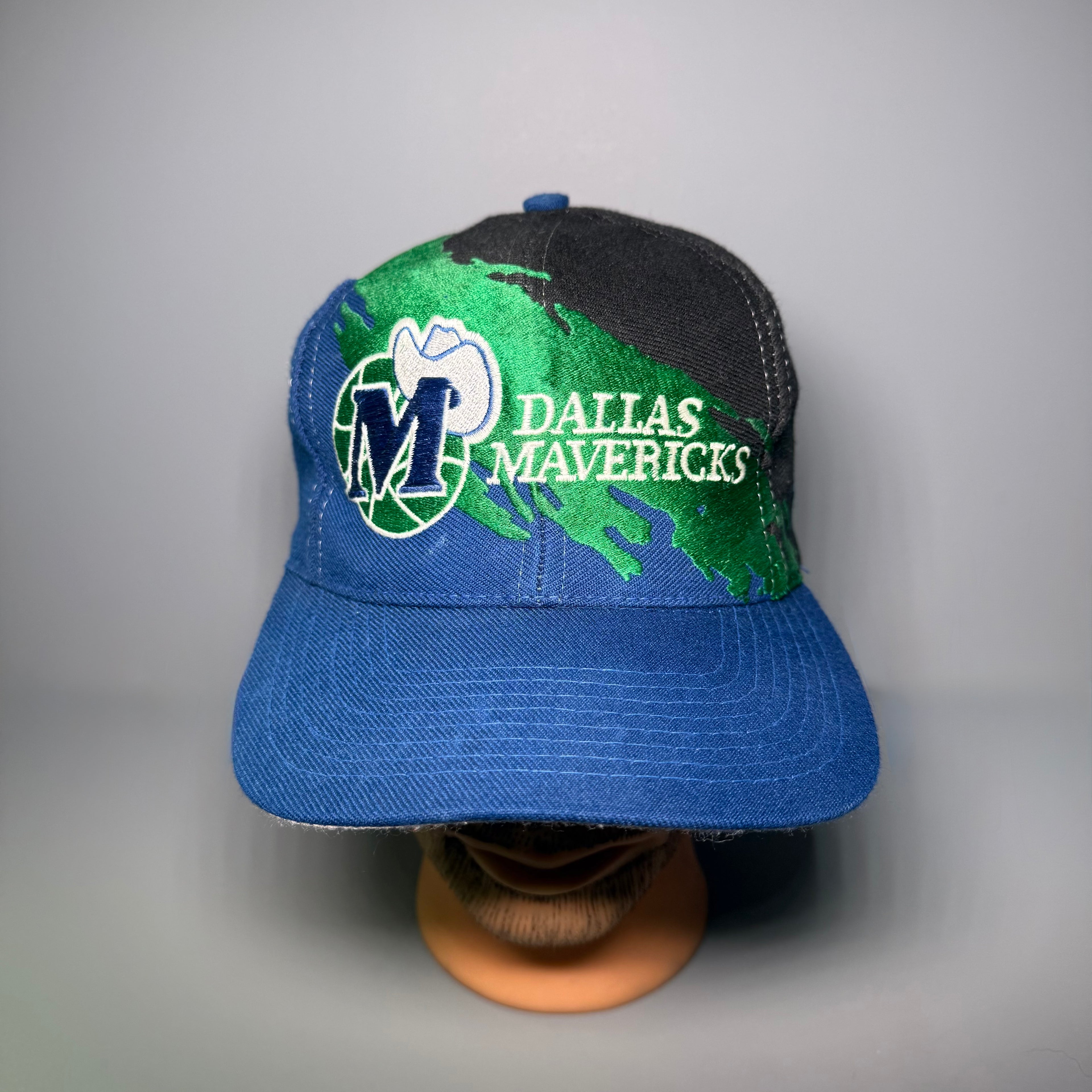 90s NBA Dallas Mavericks Splash Snapback Cap (Black Dome)