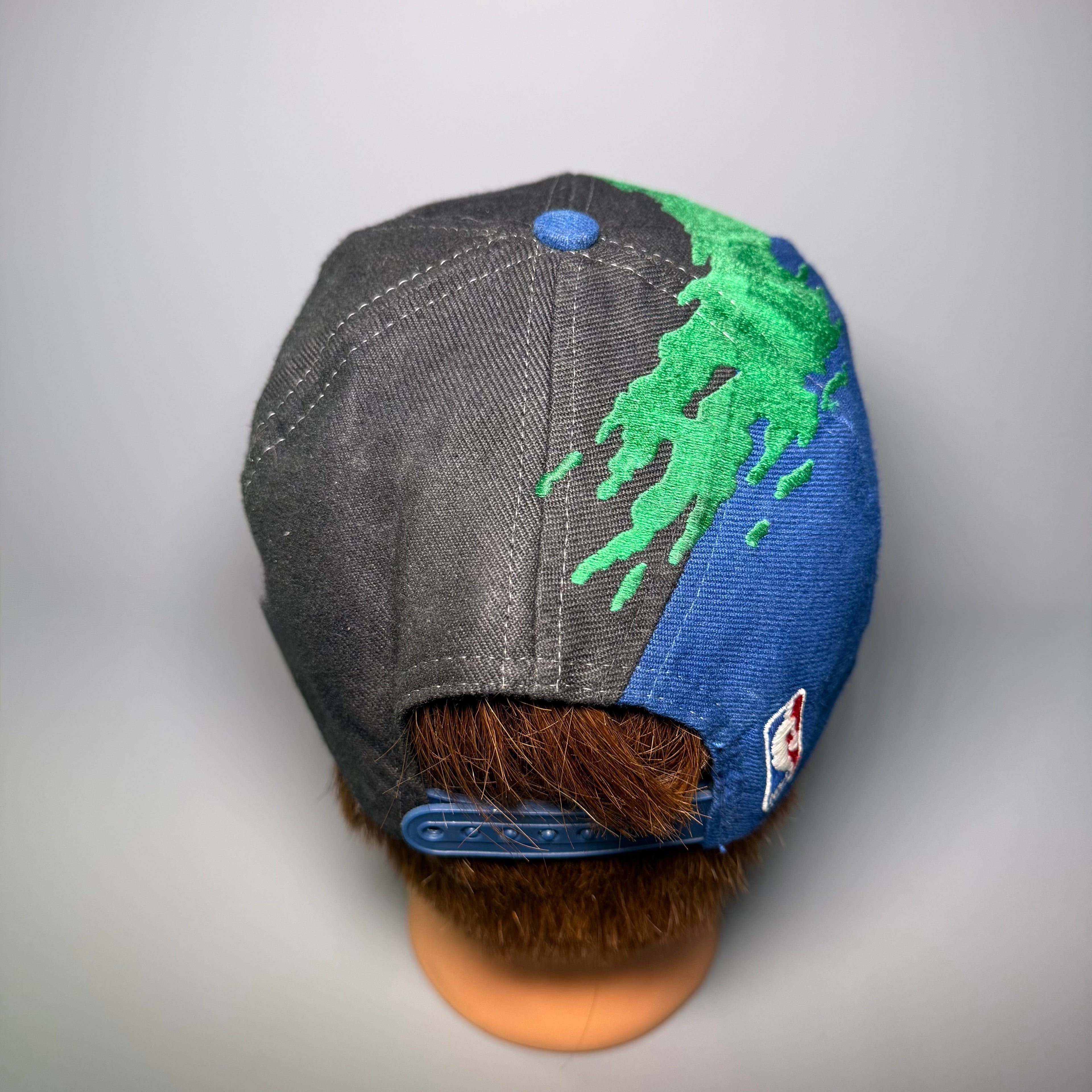 90s NBA Dallas Mavericks Splash Snapback Cap (Black Dome)