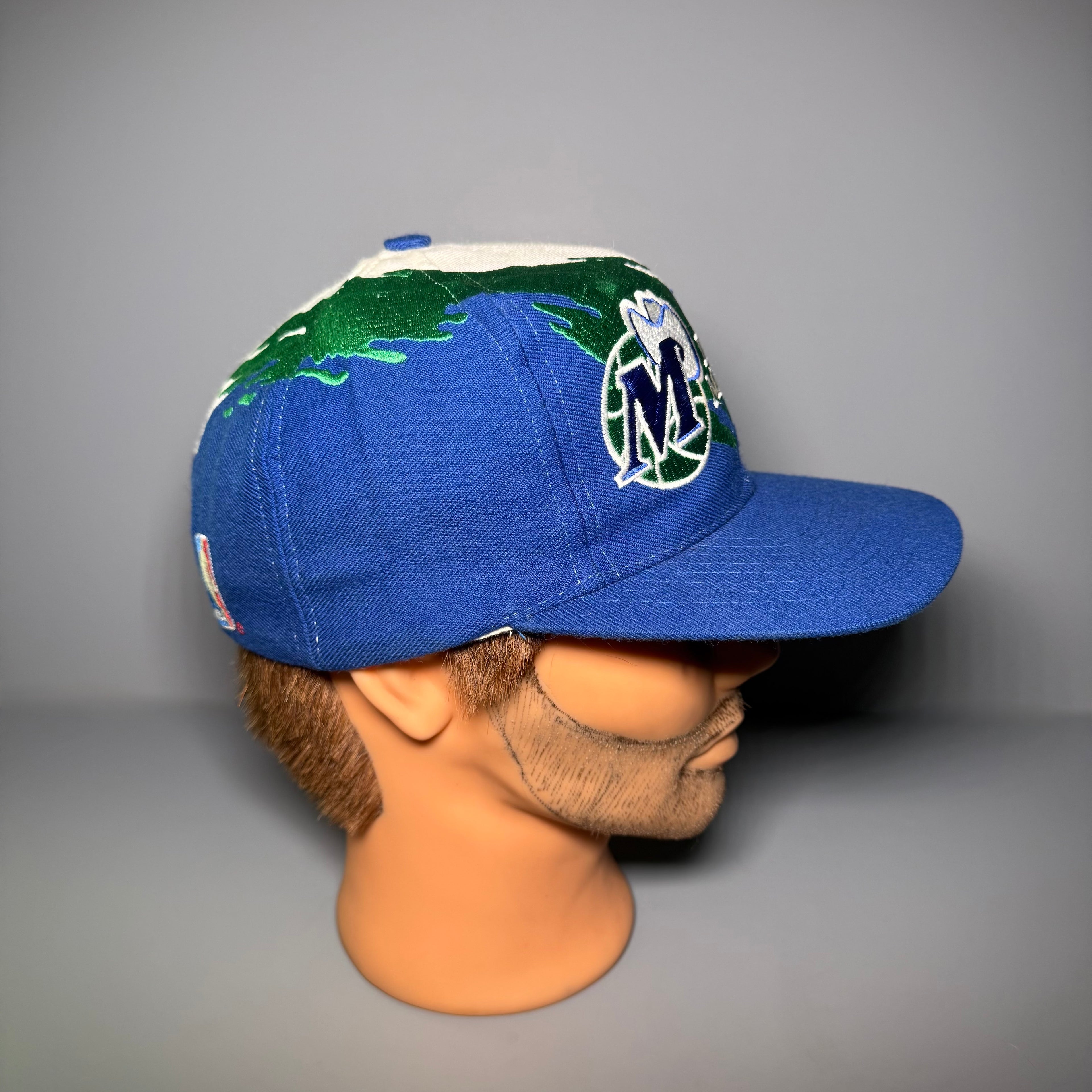 90s NBA Dallas Mavericks Splash Snapback Cap (White dome)