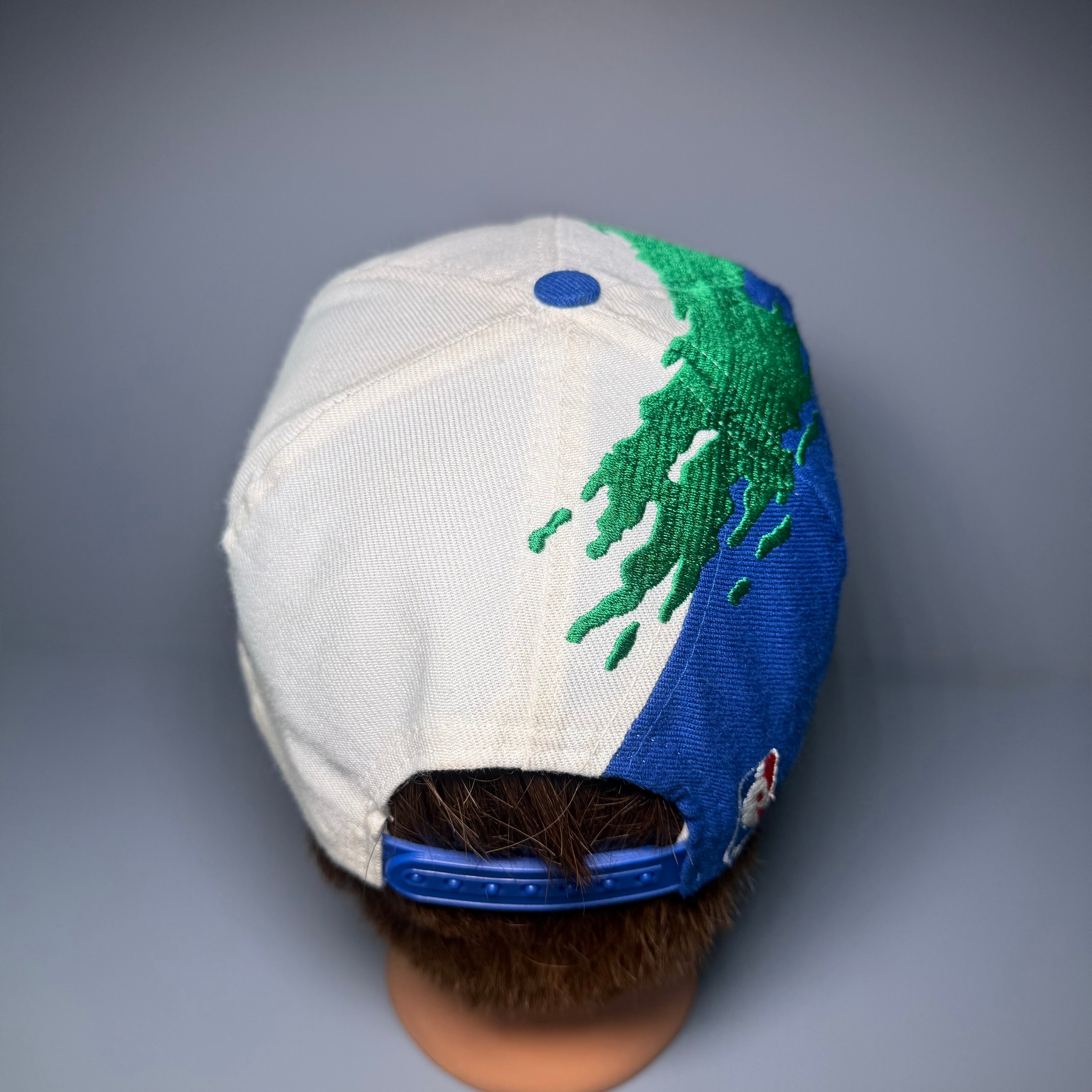 90s NBA Dallas Mavericks Splash Snapback Cap (White dome)