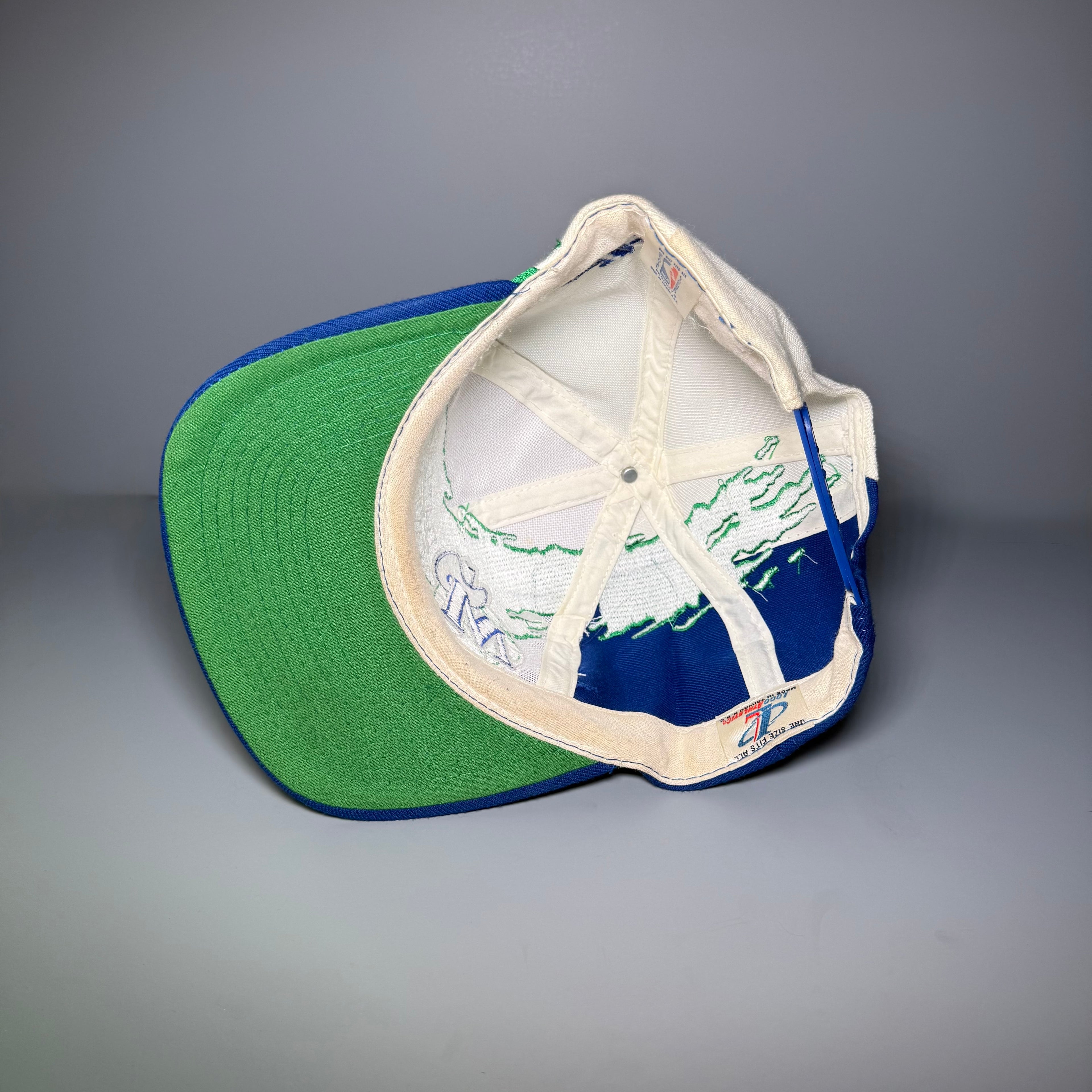 90s NBA Dallas Mavericks Splash Snapback Cap (White dome)