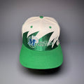 NWT 90’s NBA Dallas Mavericks Sharktooth Snapback Cap