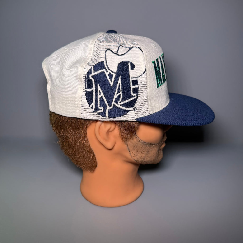 NWT 90s NBA Dallas Mavericks Shadow Snapback Cap