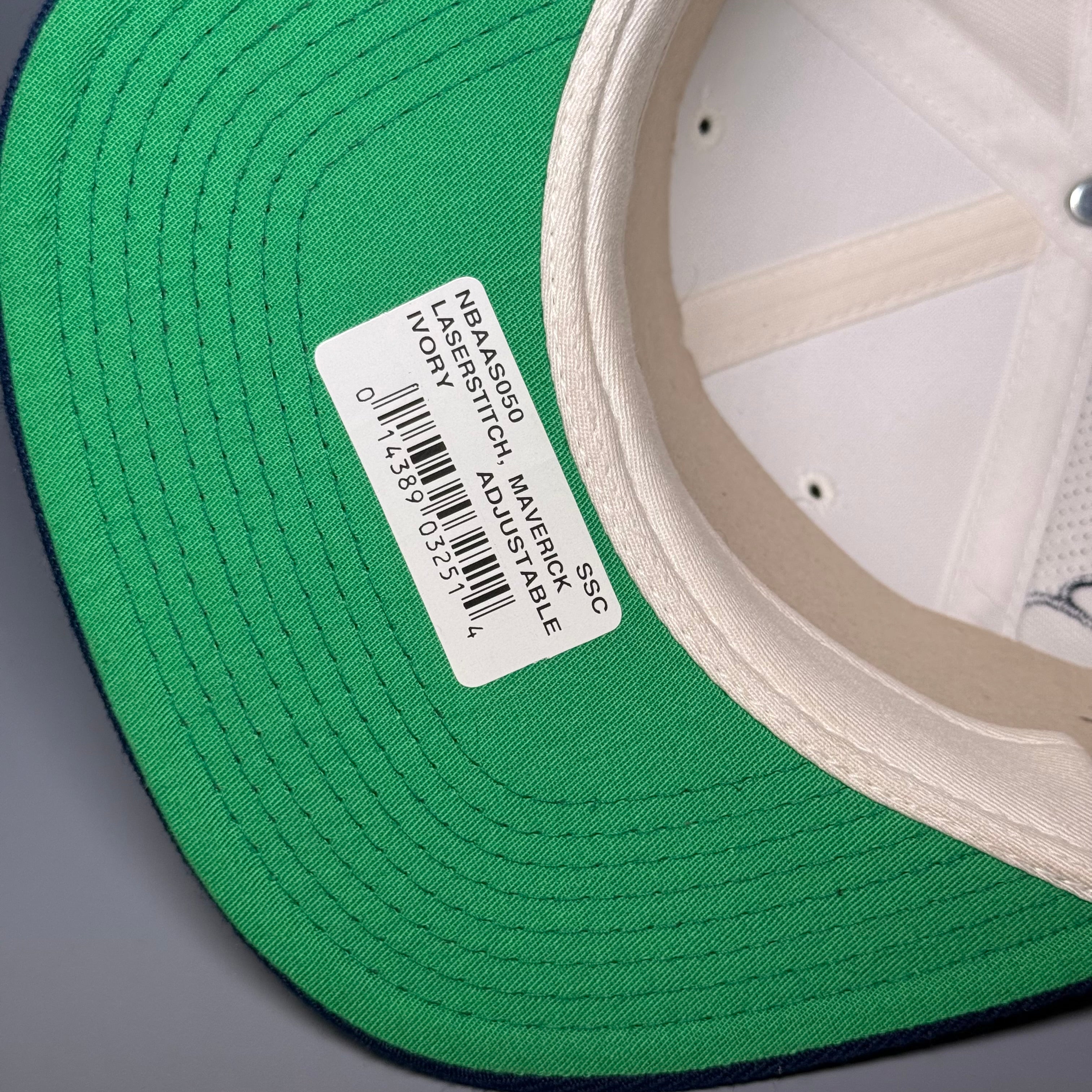 NWT 90s NBA Dallas Mavericks Shadow Snapback Cap