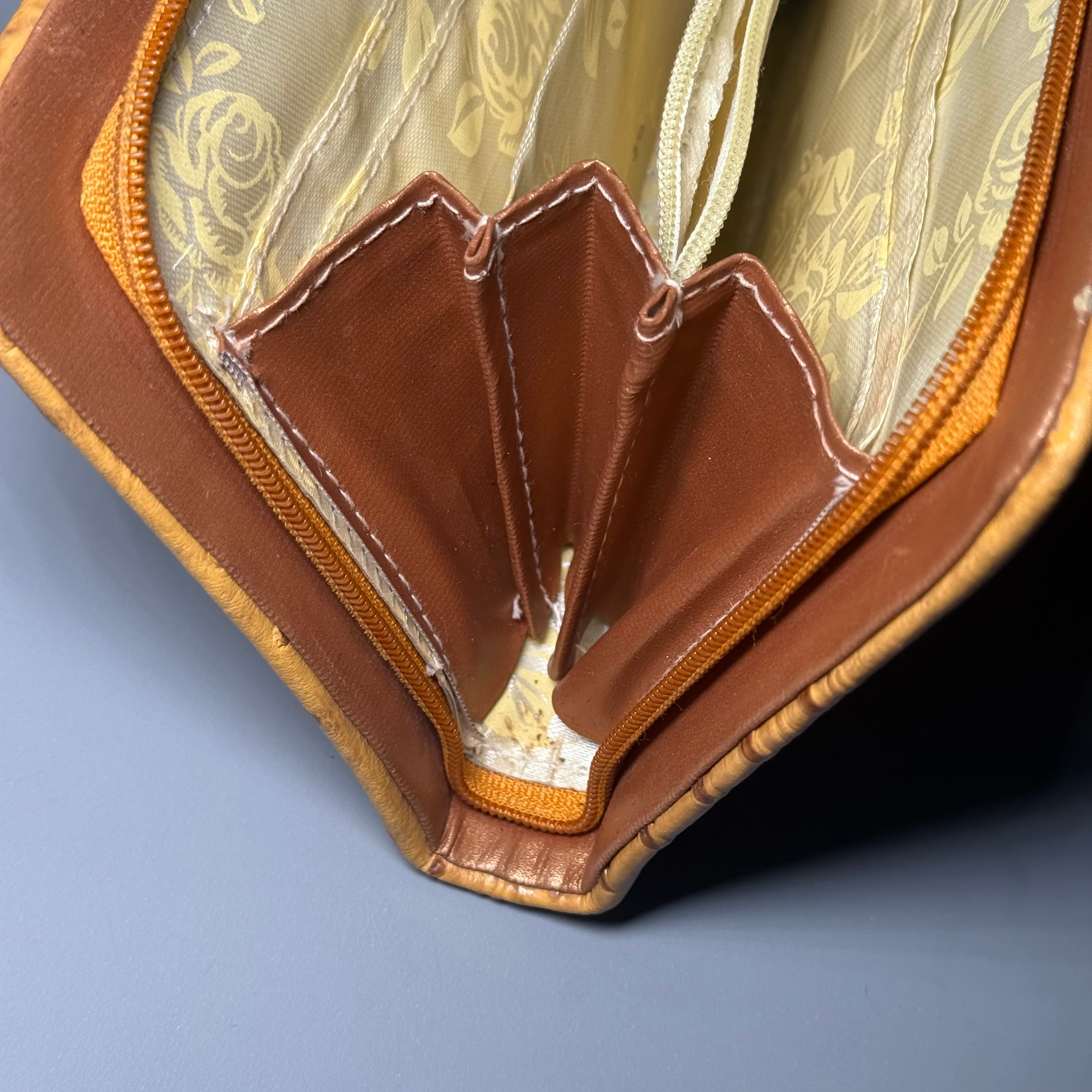 2000’s Guess Ostrich & Croc Clutch