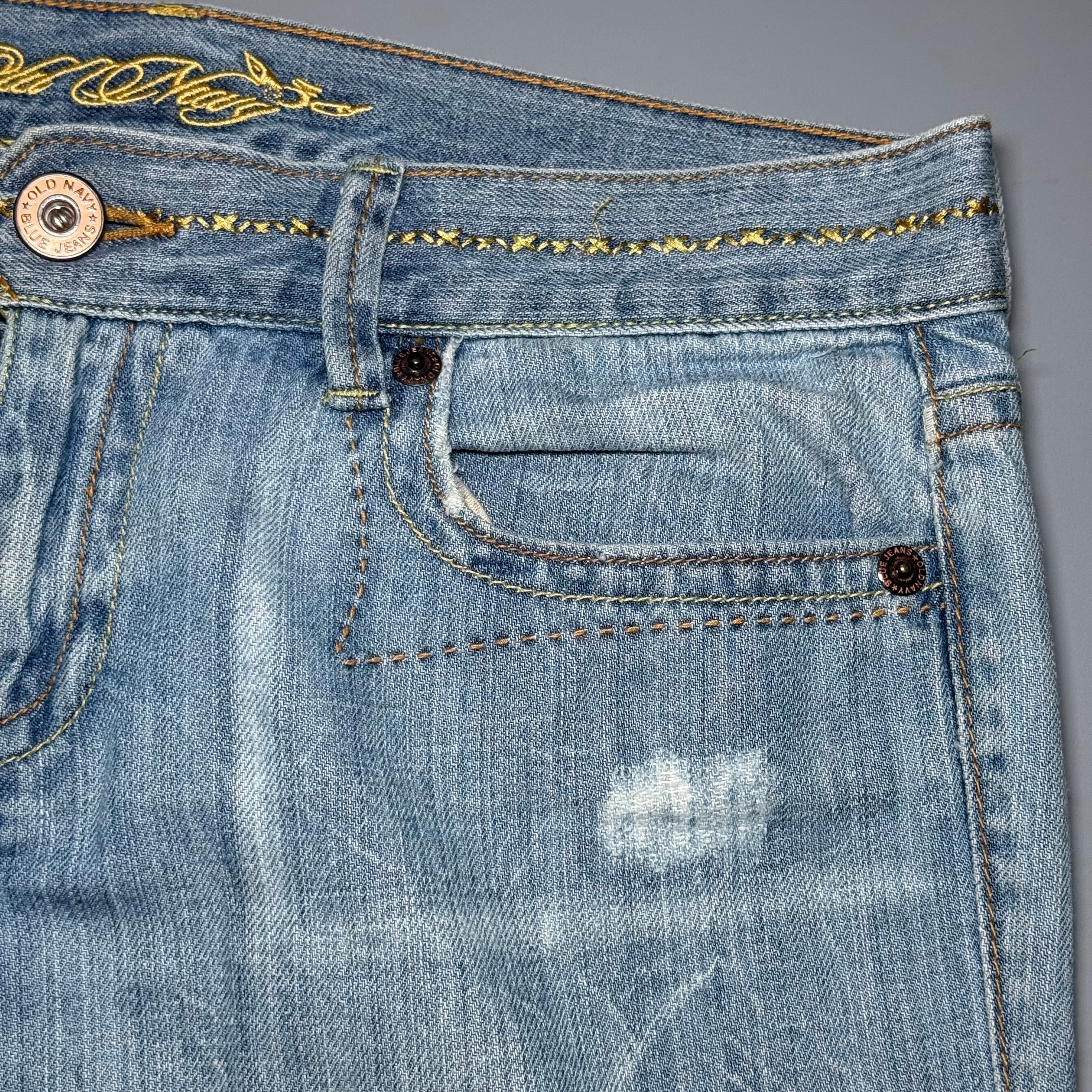 2000s Old Navy Patchwork Distressed Denim Capris