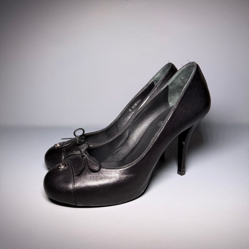 CHANEL Black Leather Ballerina Toe Pumps