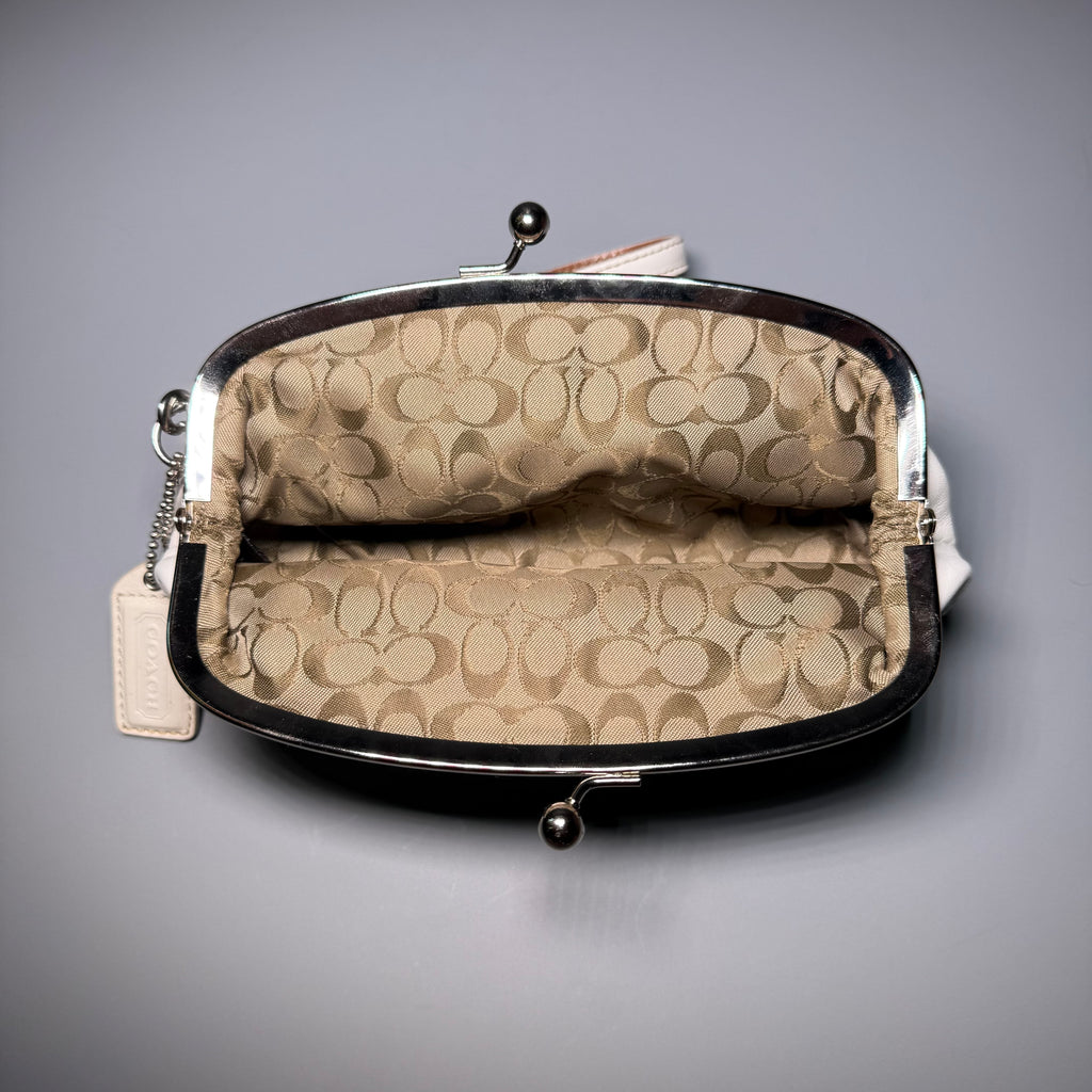 Coach White Leather Kisslock Framed Wristlet Pouch